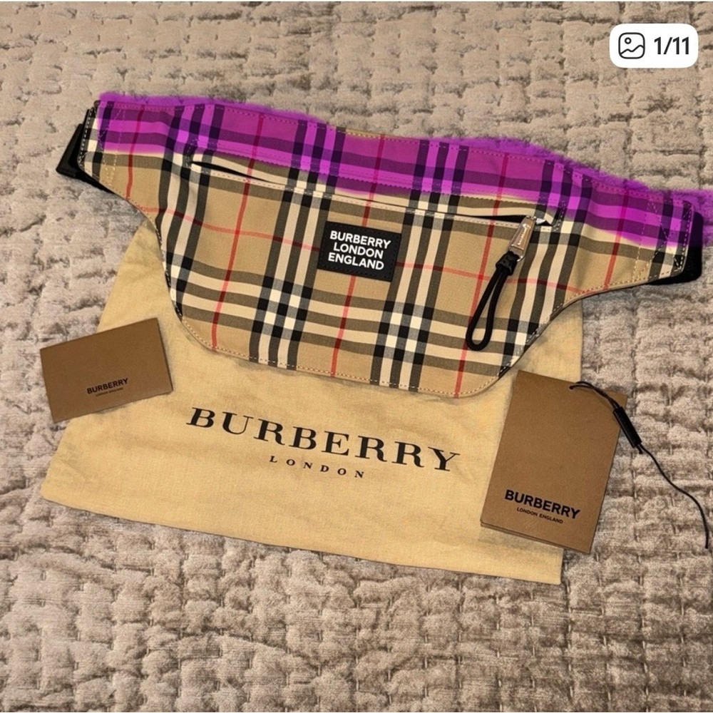 Burberry LONDON ENGLAND Beige and Black Check Belt Bag - Picture 12 of 12